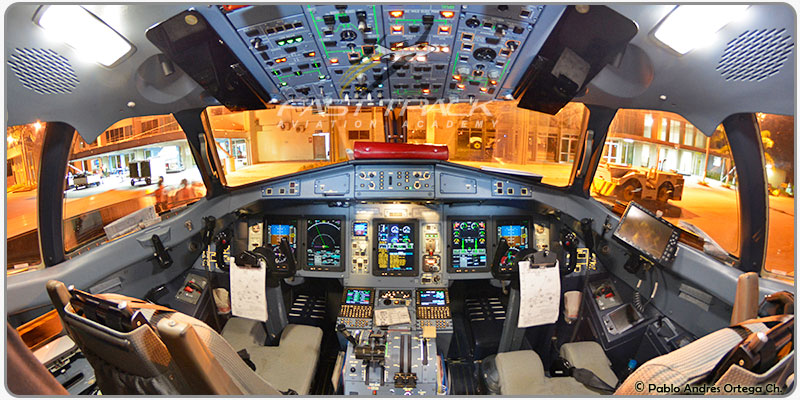 Cabina ATR 72 - Curso Transición a Aerolínea Fast Track Aviation
